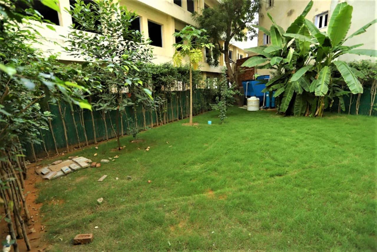 Hotel Arch International New Delhi Bagian luar foto